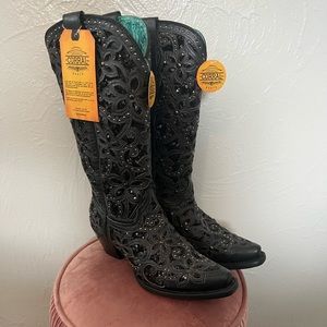 Sold - Corral boots